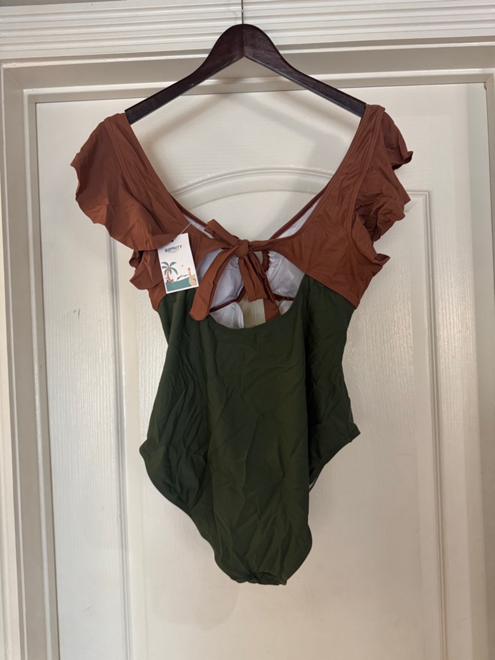 B2prity One Piece Swimsuit Ruffle Cut Out Cut Out Green Brown Colorblock XL NWT - Picture 3 of 7